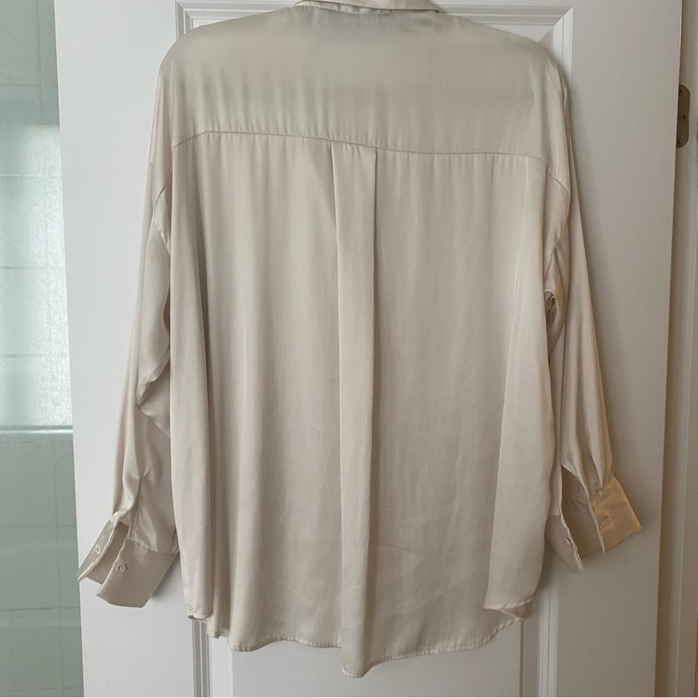 Zara cream satin button up blouse - Picture 3 of 4